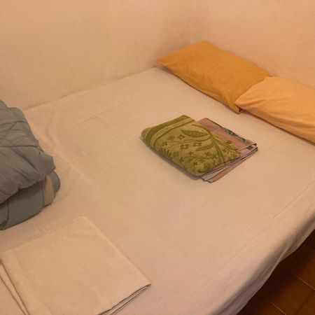 Cheerful Room, Sharing Kitchen In A Cosy Family Art House, Ideal For One Person Or Couple 圣雷默 外观 照片